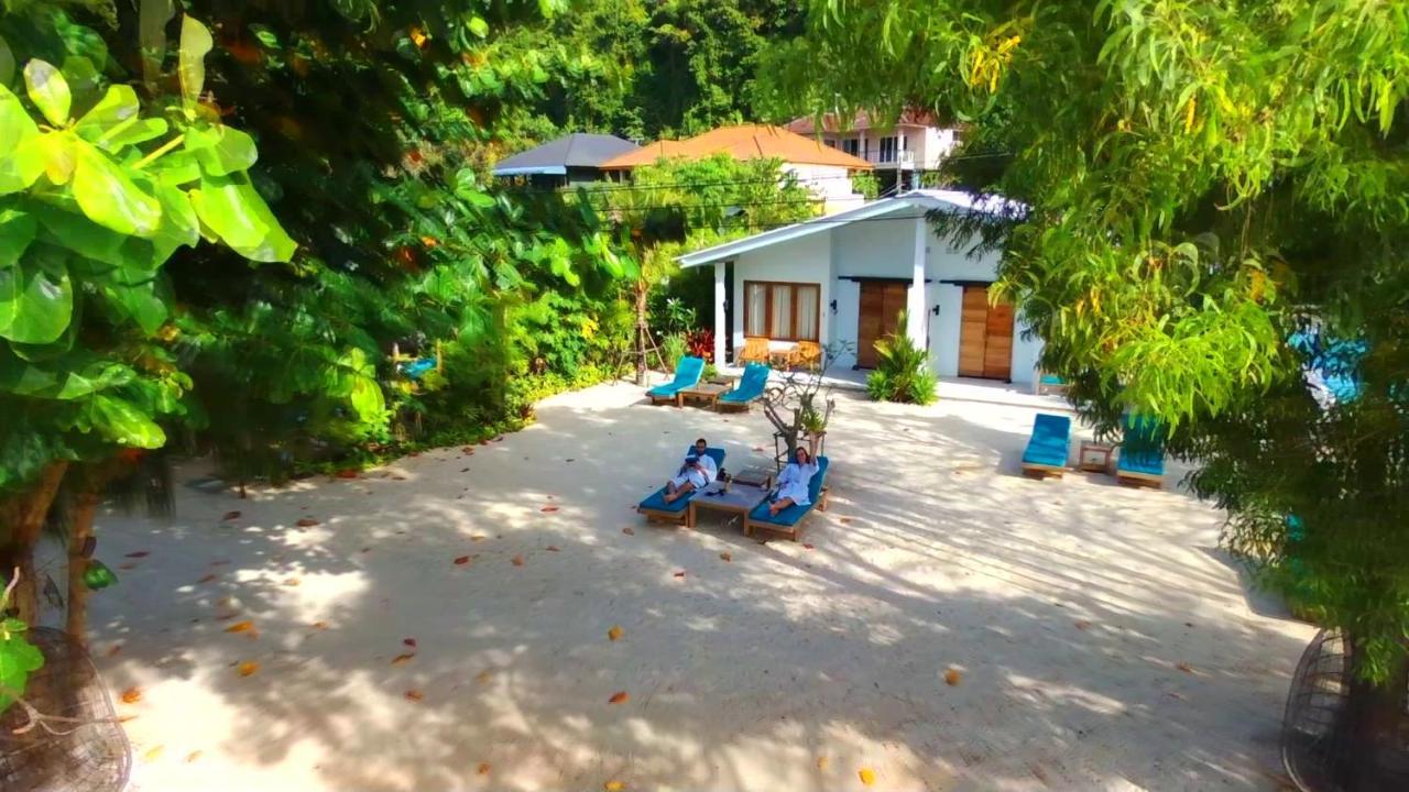 The Mooring Resort Panwa Beach Kültér fotó